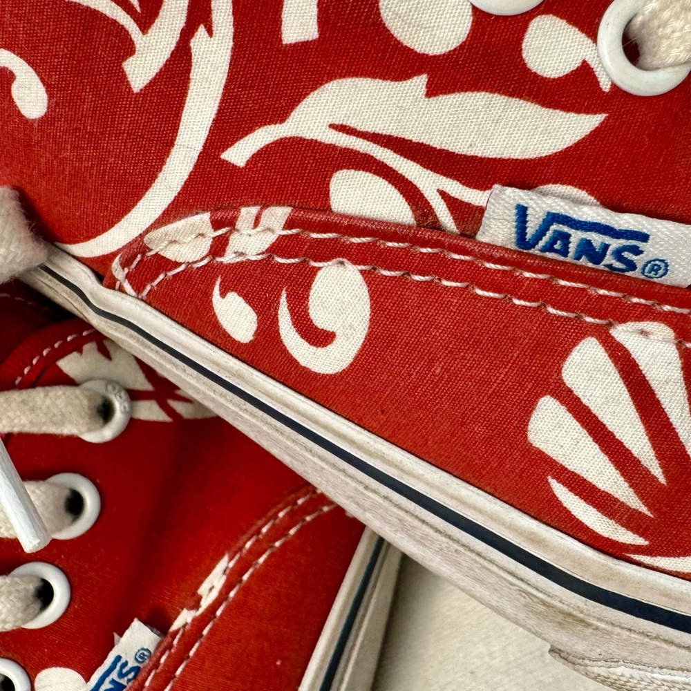 Vans Authentic Pro 50th Anniversary '77 Shoes Duke / Red / White